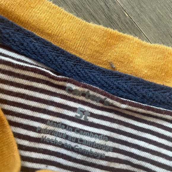 Carter’s 5T - Picture 3 of 4